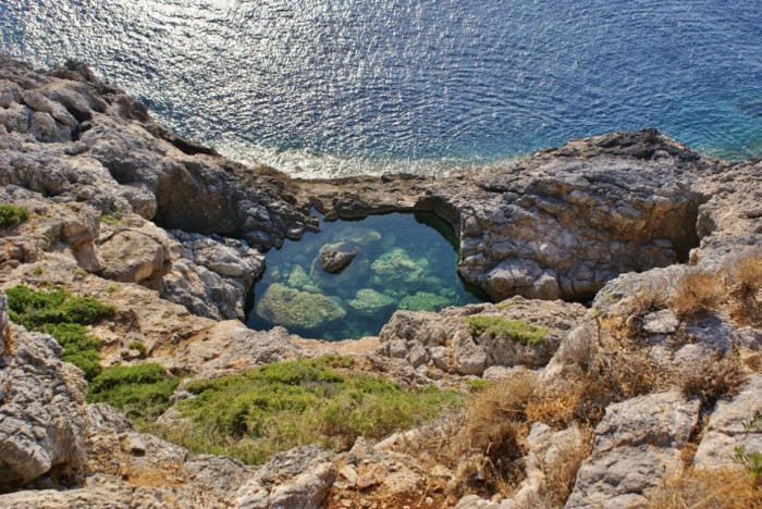 Stranden van Kythira - Magic green pool Stranden van Kythira - Magic green pool