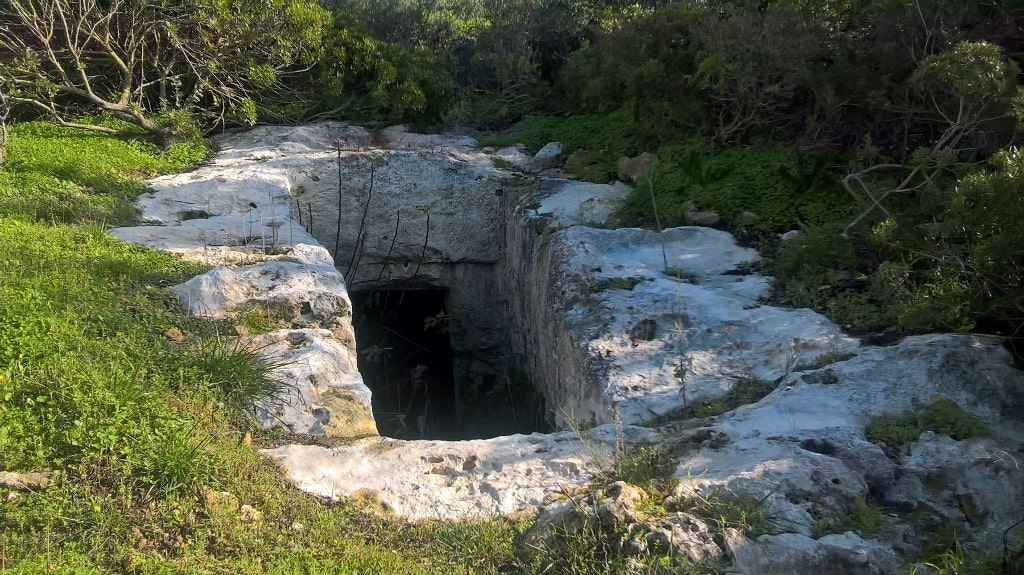 Caves on Kythera by Xenonas Fos ke Choros (2)