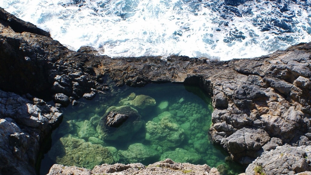 Magic green pool on Kythera by Xenonas Fos ke Choros (1)